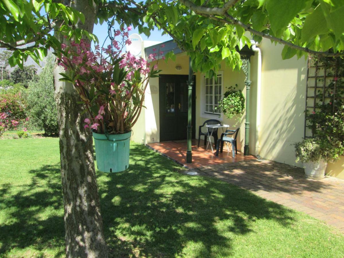 Villa-Roux Garden Cottage 弗朗斯胡克 外观 照片